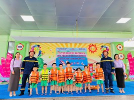 TRƯỜNG MẦM NON KỲ TRINH TỔ CHỨC TUYÊN TRUYỀN PHÒNG CHỐNG ĐUỐI NƯỚC VÀ TAI NẠN THƯƠNG TÍCH CHO TRẺ EM TRƯỚC VÀ TRONG KỲ NGHỈ HÈ 2026