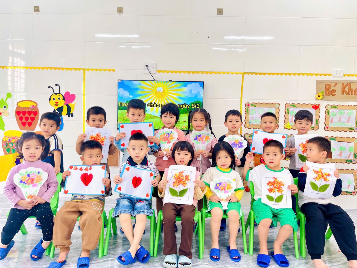 TRƯỜNG MẦM NON KỲ TRINH RỘN RÀNG CÁC HOẠT ĐỘNG CHÀO MỪNG NGÀY QUỐC TẾ PHỤ NỮ 8-3.