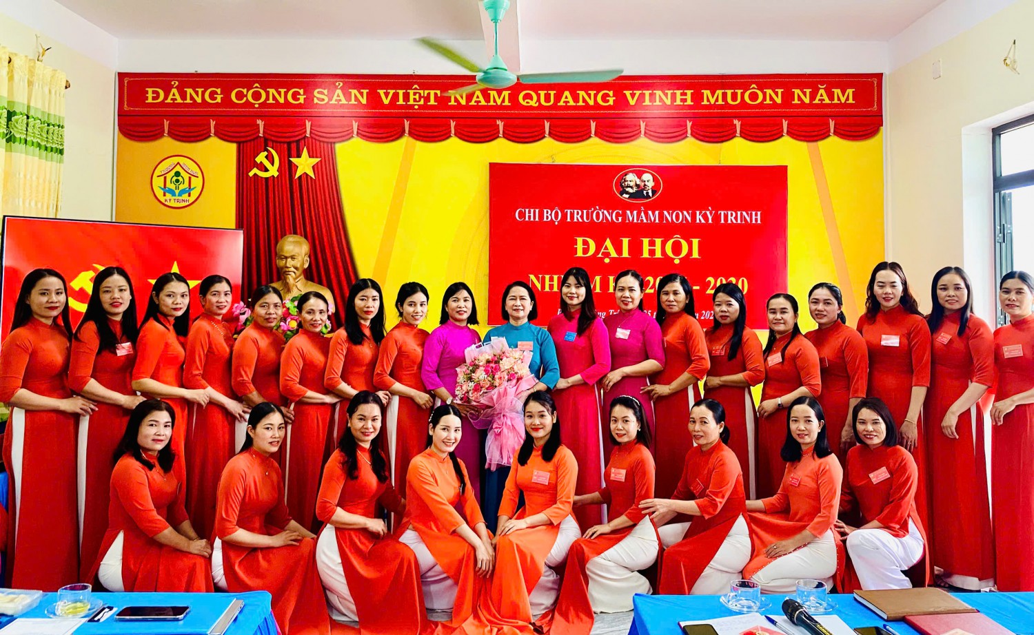 CHI BỘ TRƯỜNG MẦM NON KỲ TRINH TỔ CHỨC THÀNH CÔNG ĐẠI HỘI CHI BỘ NHIỆM KỲ 2025–2030